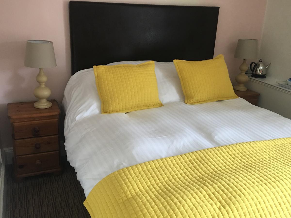 Winston Manor Guesthouse Rooms Churchill  Dış mekan fotoğraf