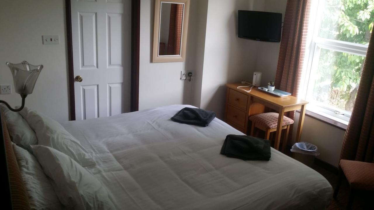 Winston Manor Guesthouse Rooms Churchill  Dış mekan fotoğraf