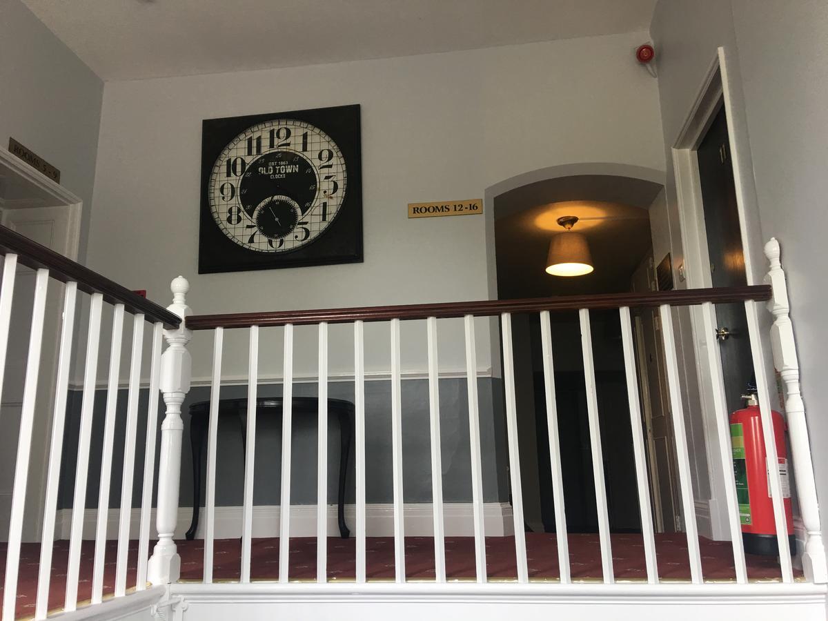 Winston Manor Guesthouse Rooms Churchill  Dış mekan fotoğraf