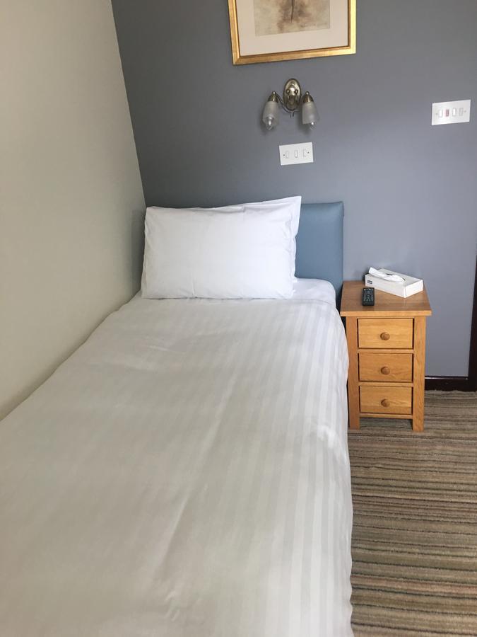 Winston Manor Guesthouse Rooms Churchill  Dış mekan fotoğraf