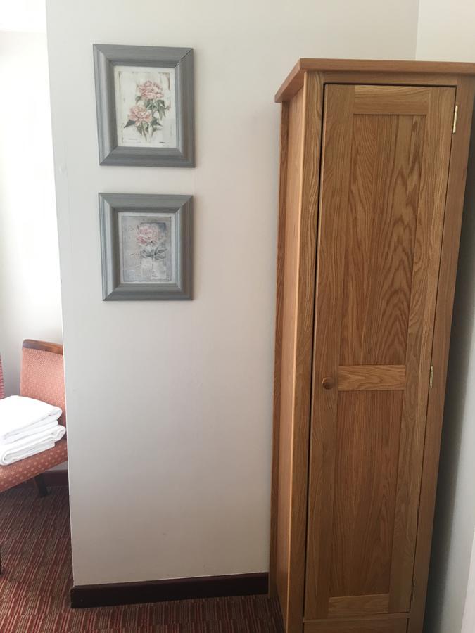 Winston Manor Guesthouse Rooms Churchill  Dış mekan fotoğraf