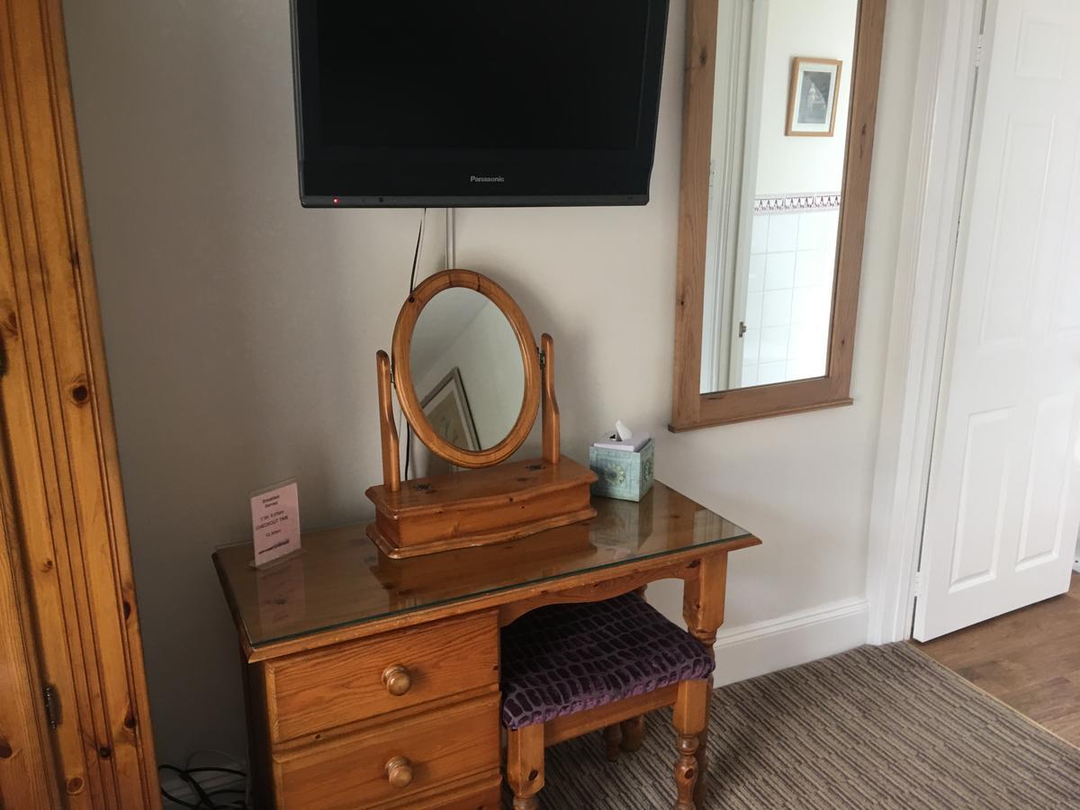 Winston Manor Guesthouse Rooms Churchill  Dış mekan fotoğraf