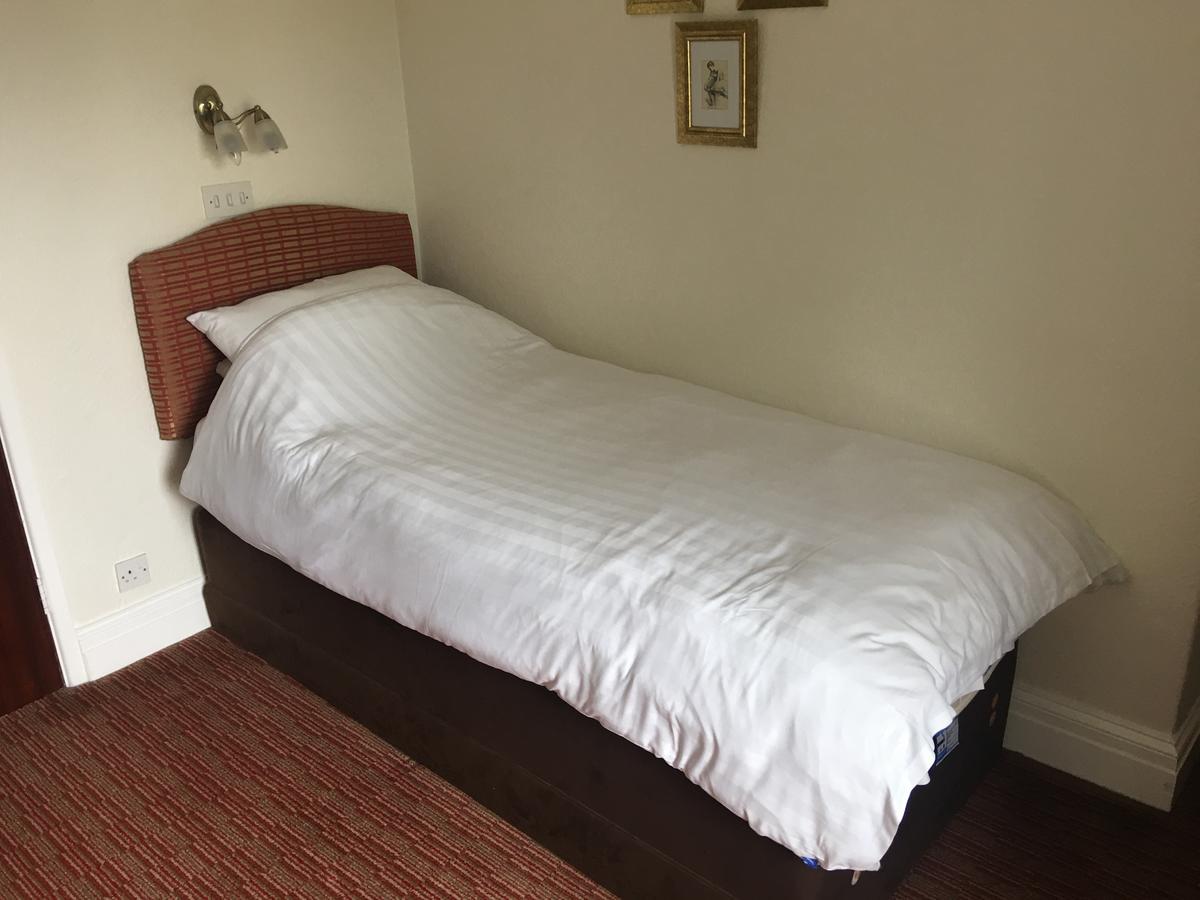 Winston Manor Guesthouse Rooms Churchill  Dış mekan fotoğraf