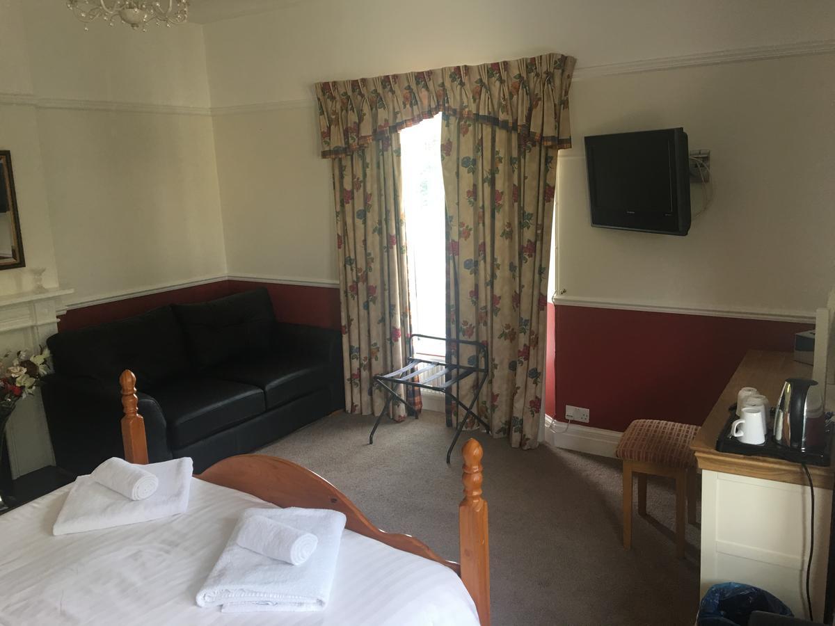 Winston Manor Guesthouse Rooms Churchill  Dış mekan fotoğraf
