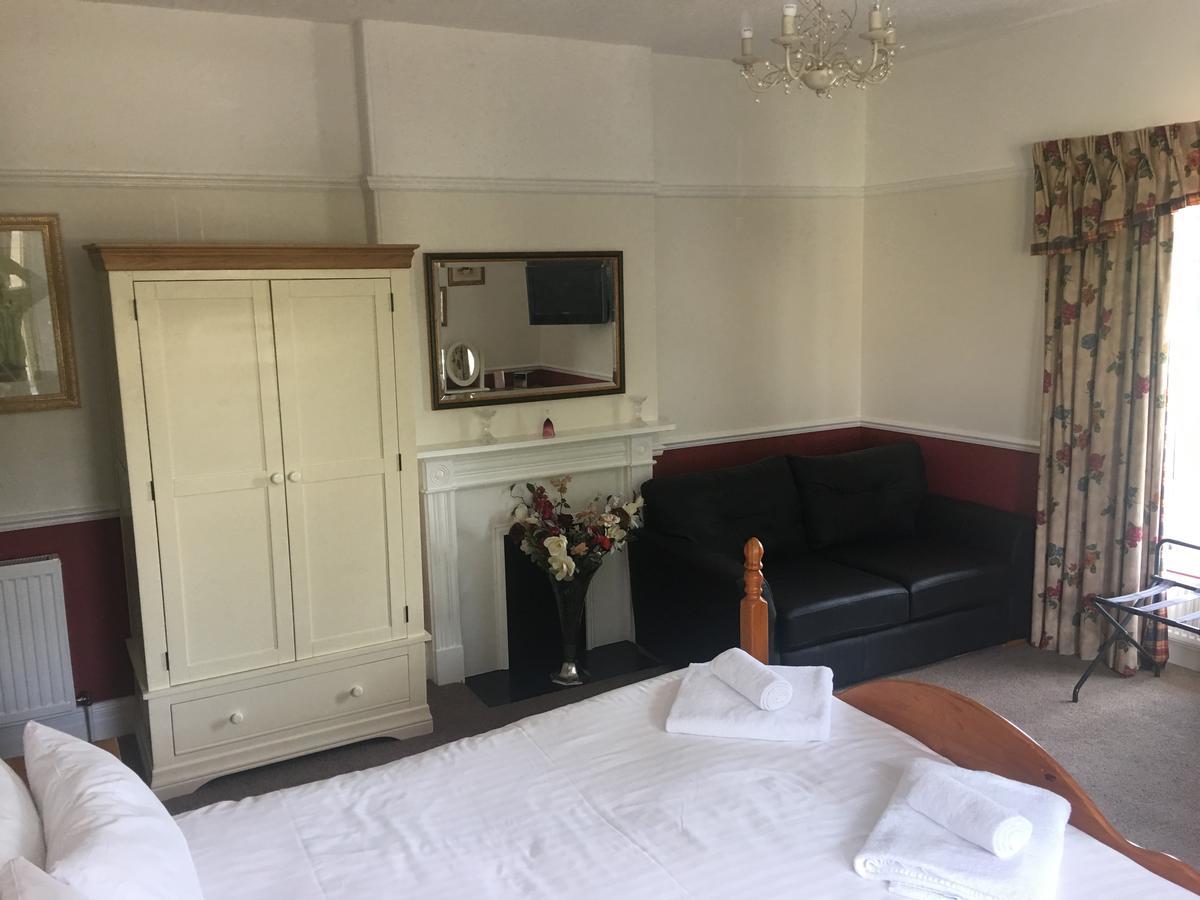 Winston Manor Guesthouse Rooms Churchill  Dış mekan fotoğraf